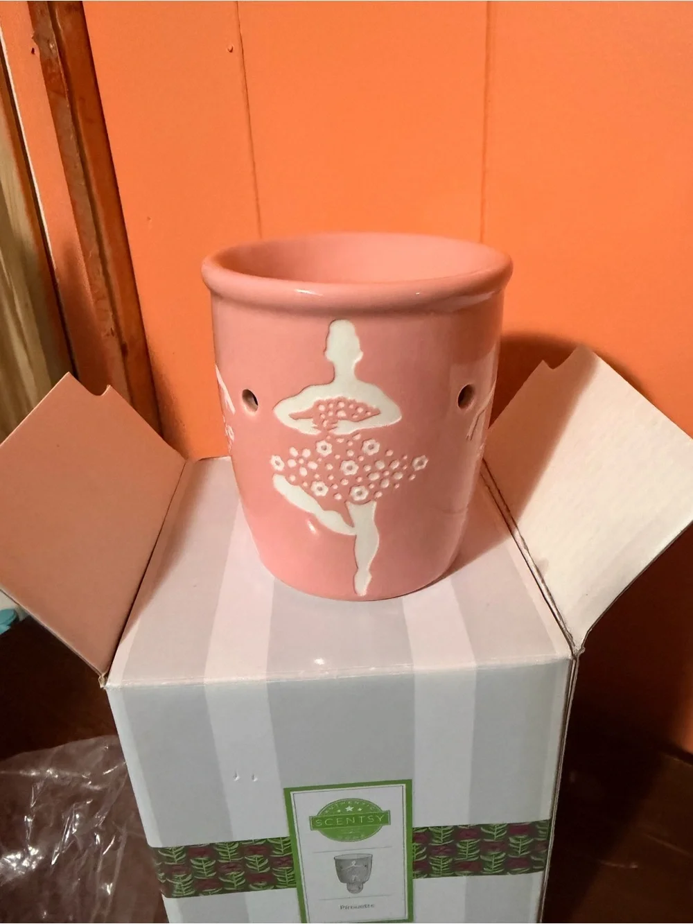 N/A charming pink